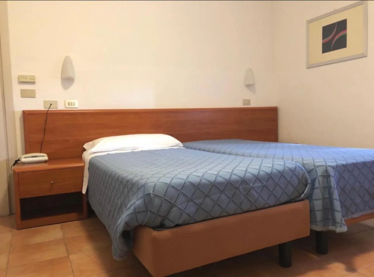 Hotel Serena Riolo Terme 3*,  Italy